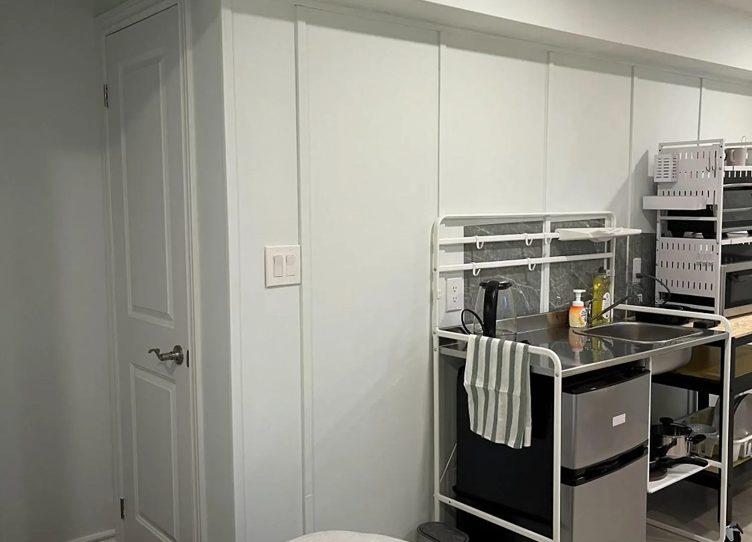 Bayview Village Private Suite Торонто Проживание в семье